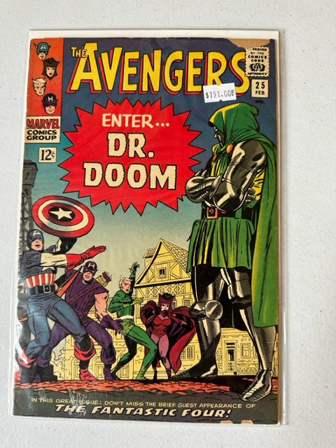 Marvel Comics Avengers #25 Final Battle of Avengers VS Doctor Doom