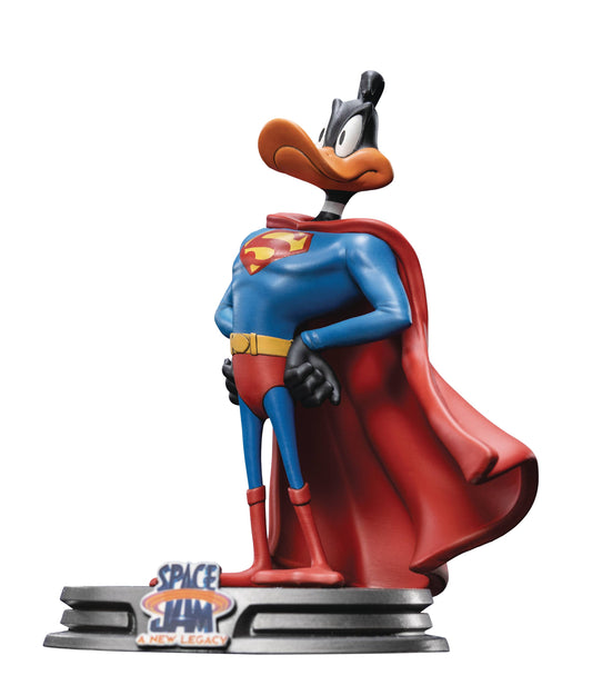 WB DAFFY DUCK SUPERMAN ART SCALE 1/10 STATUE (NET) (JUN22916