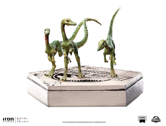 JURASSIC WORLD COMPSOGNATHUS ICONS STATUE (NET) (JUL228341)